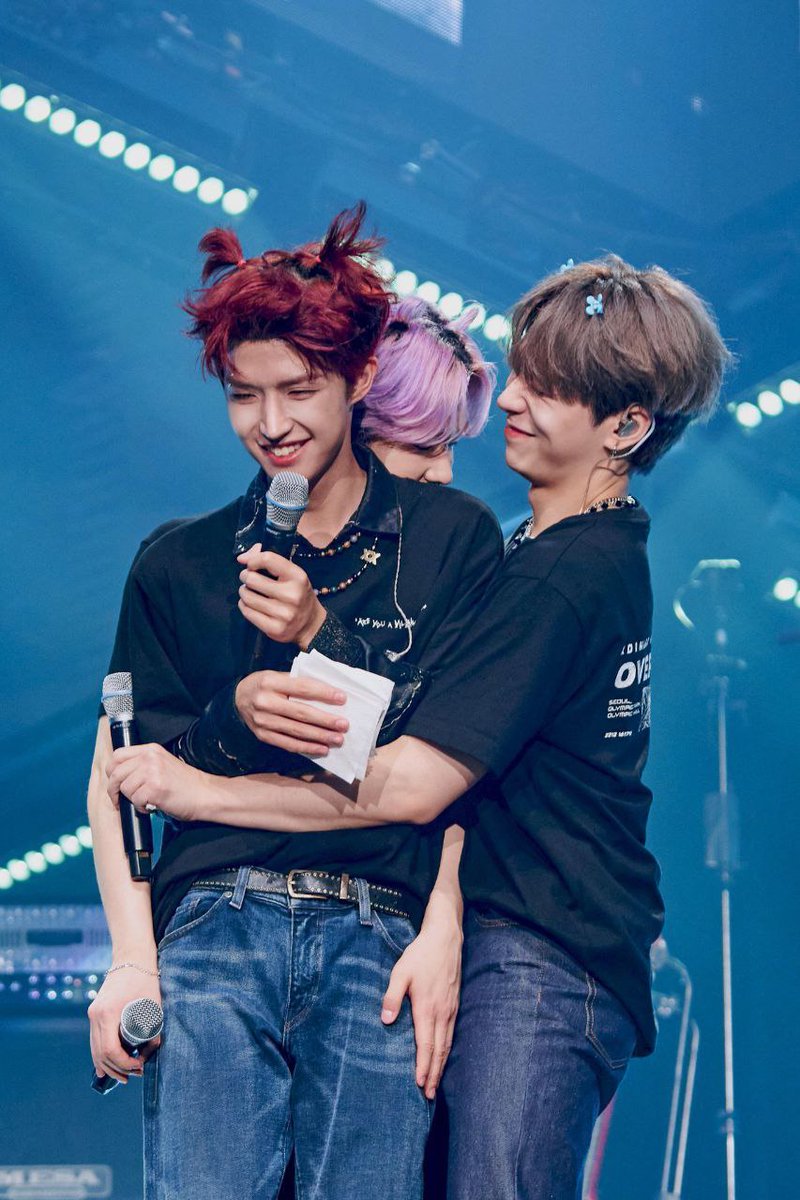 230206 ||📷تحديث حساب اكسديناري هيروز الرسمي على تويتر :

خلف كواليس حفل |  RE: PLAY - DAY3🔁

M✩