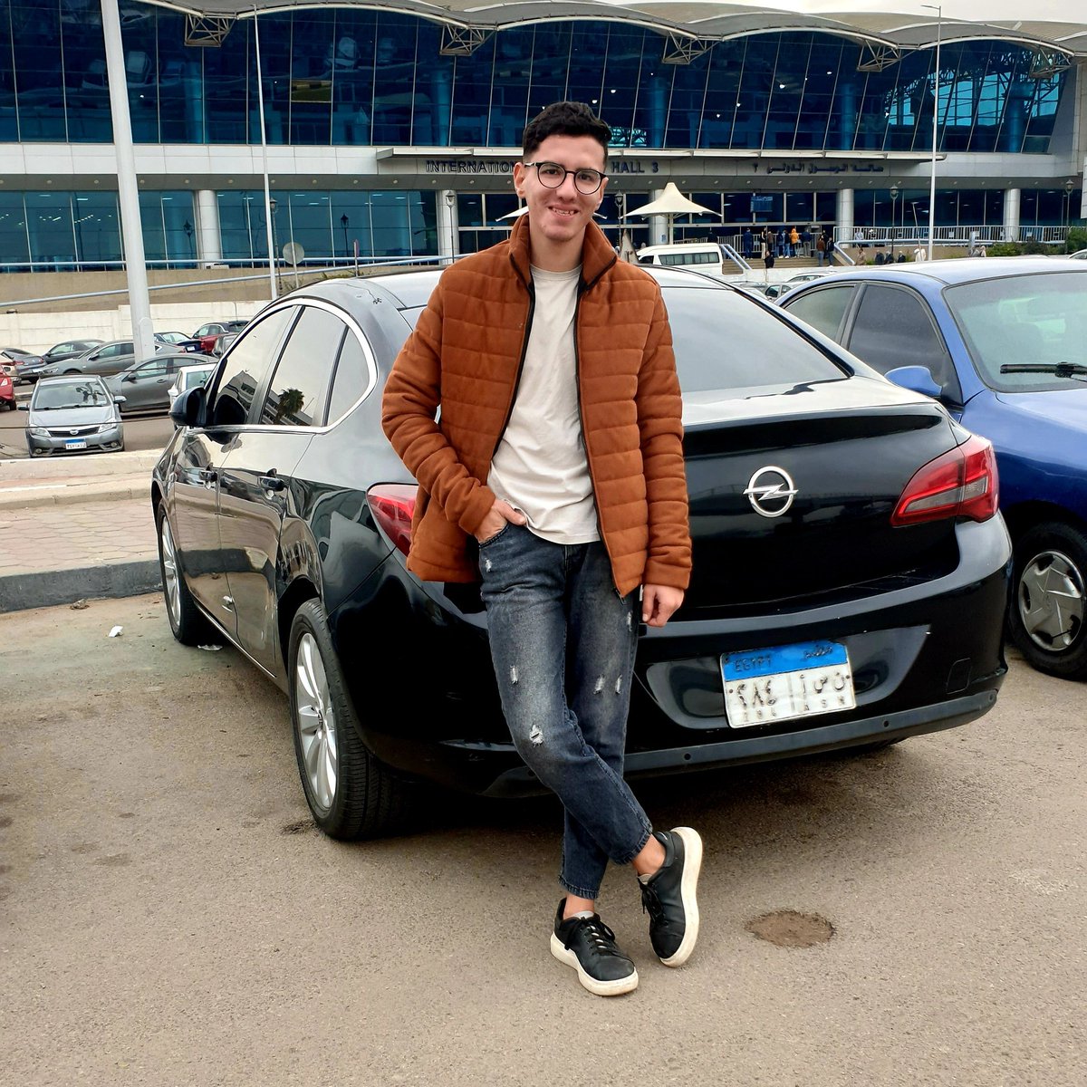 AzizKemo's tweet photo. #صورة_ملف_شخصي_جديدة https://t.co/oJ9MrfTmDj