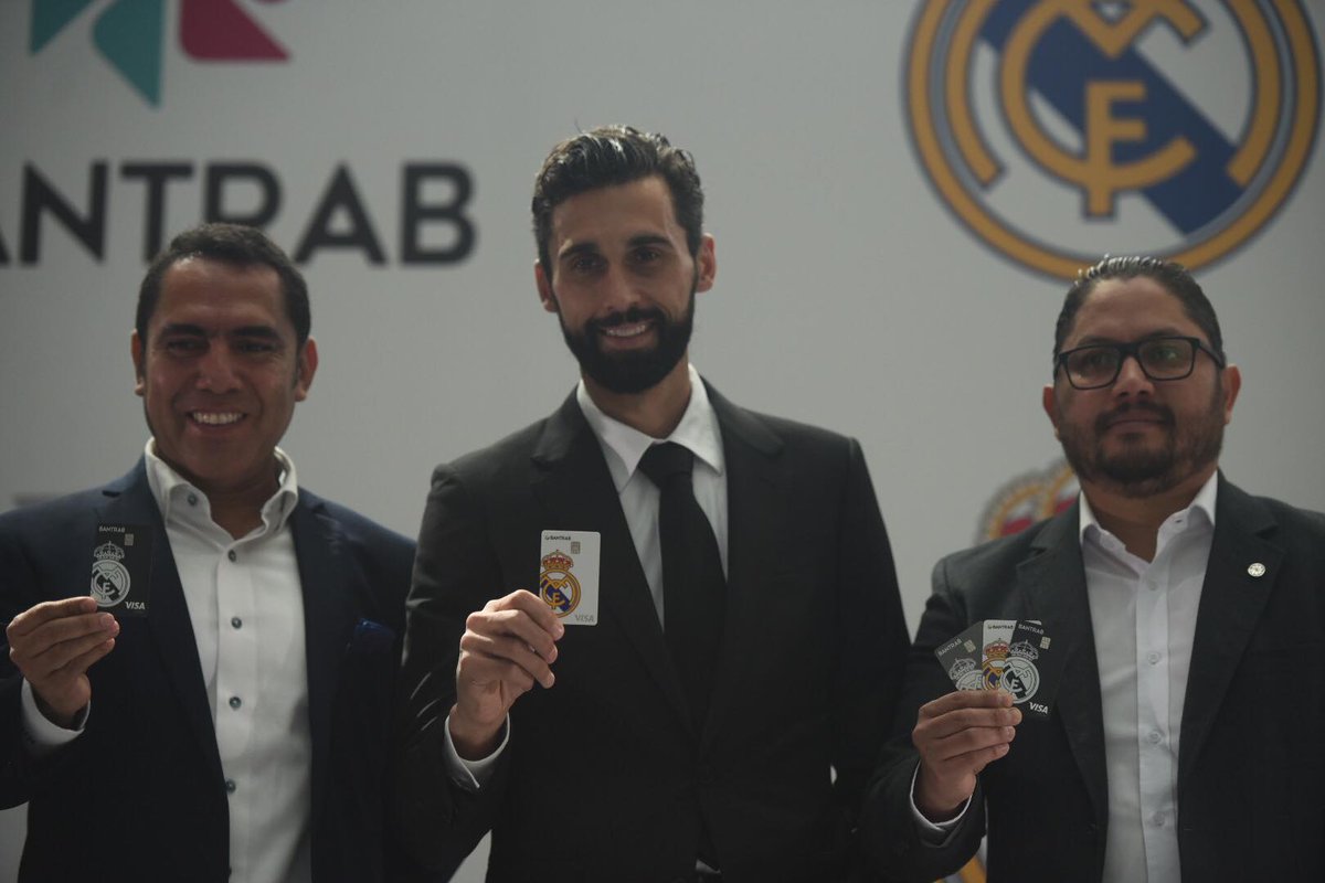 Junto a Álvaro Arbeloa, los representantes de <a href="/BANTRAB/">Bantrab.</a> mostraron la nueva tarjeta de crédito Real, cuyo nombre fue dado por la alianza con el <a href="/realmadrid/">Real Madrid C.F.</a> 

📸 <a href="/EBercian_PN/">Edwin Bercián</a>