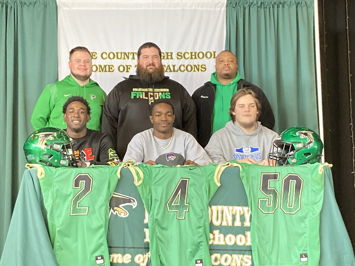Lake County High School Football (@lakecountyhigh2) on Twitter photo So proud of these guys! Bethel is getting 3 great players but even better men! 🟣🟡 <a href="/jacobbarker50/">jacob</a> <a href="/MalachiClay5/">The Secret Weapon</a> <a href="/DaydayW_2/">jeremiah Williams</a> So proud of these guys! Bethel is getting 3 great players but even better men! 🟣🟡 <a href="/jacobbarker50/">jacob</a> <a href="/MalachiClay5/">The Secret Weapon</a> <a href="/DaydayW_2/">jeremiah Williams</a>