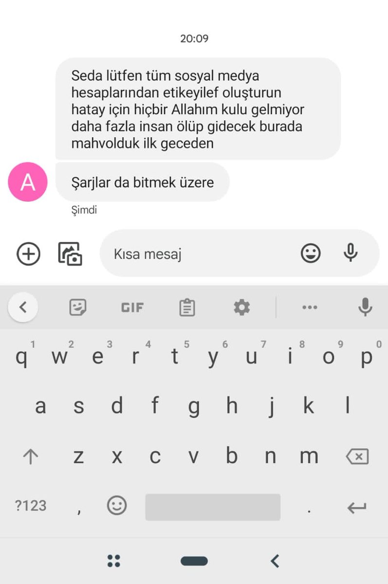 yarenturhaann's tweet photo. Ekinci mahallesi, sağlık sokak Hatay/ Antakya 
Bu mesajı bize atan bizim biricik arkadaşımız oluyor, hatay çok kötü durumda yalvarırım birileri duysun artık sesimizi  @AFADBaskanlik @HatayBSB @HatayValiligi @haluklevent #deprem #SONDAKIKA #Yardımedin #enkazaltındayım https://t.co/jX3I3eCzc1