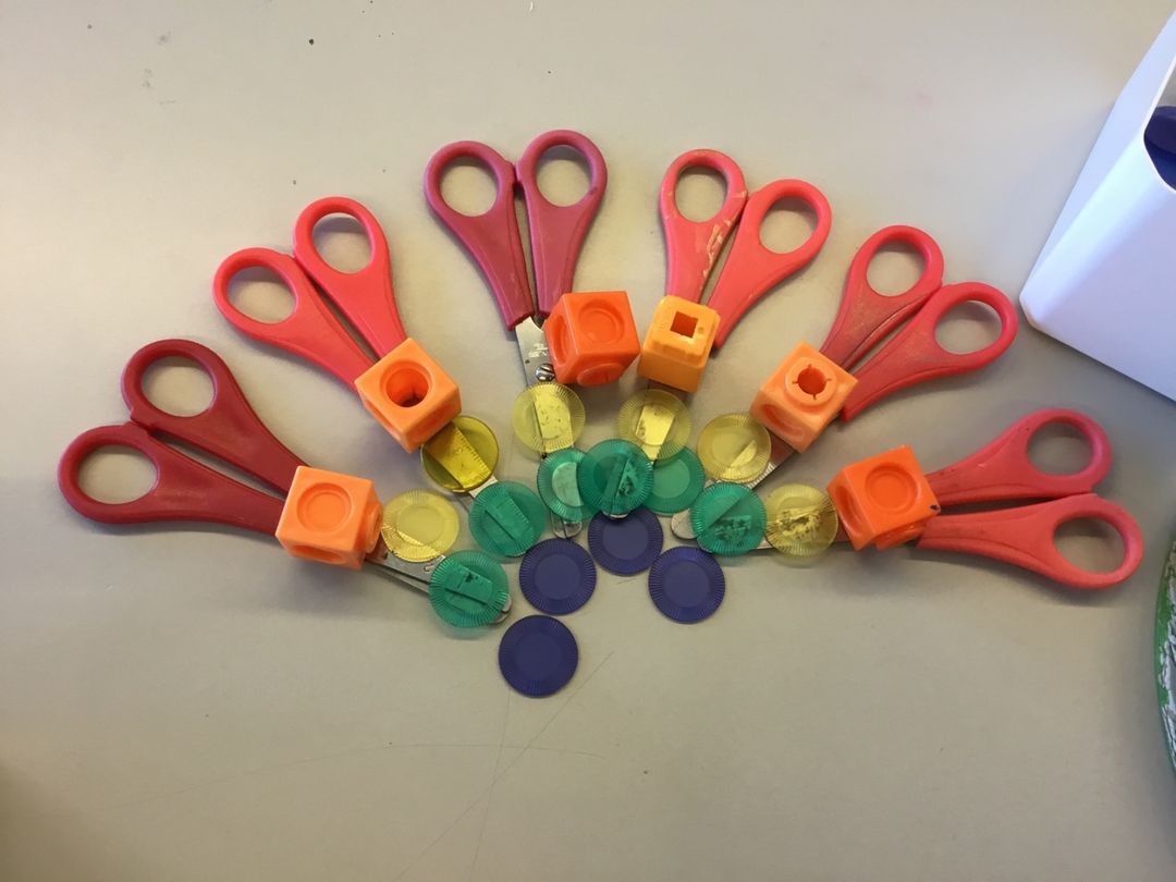 WestfieldPri's tweet image. We loved taking on your first task for Children&apos;s mental health week @AlexHorne - Year 5 enjoyed making rainbows! @Place2Be @TaskmasterEdu @taskmaster #CMHWTasking