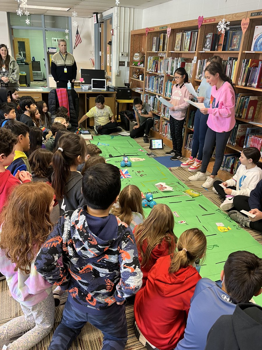 Anna Davis tweet media