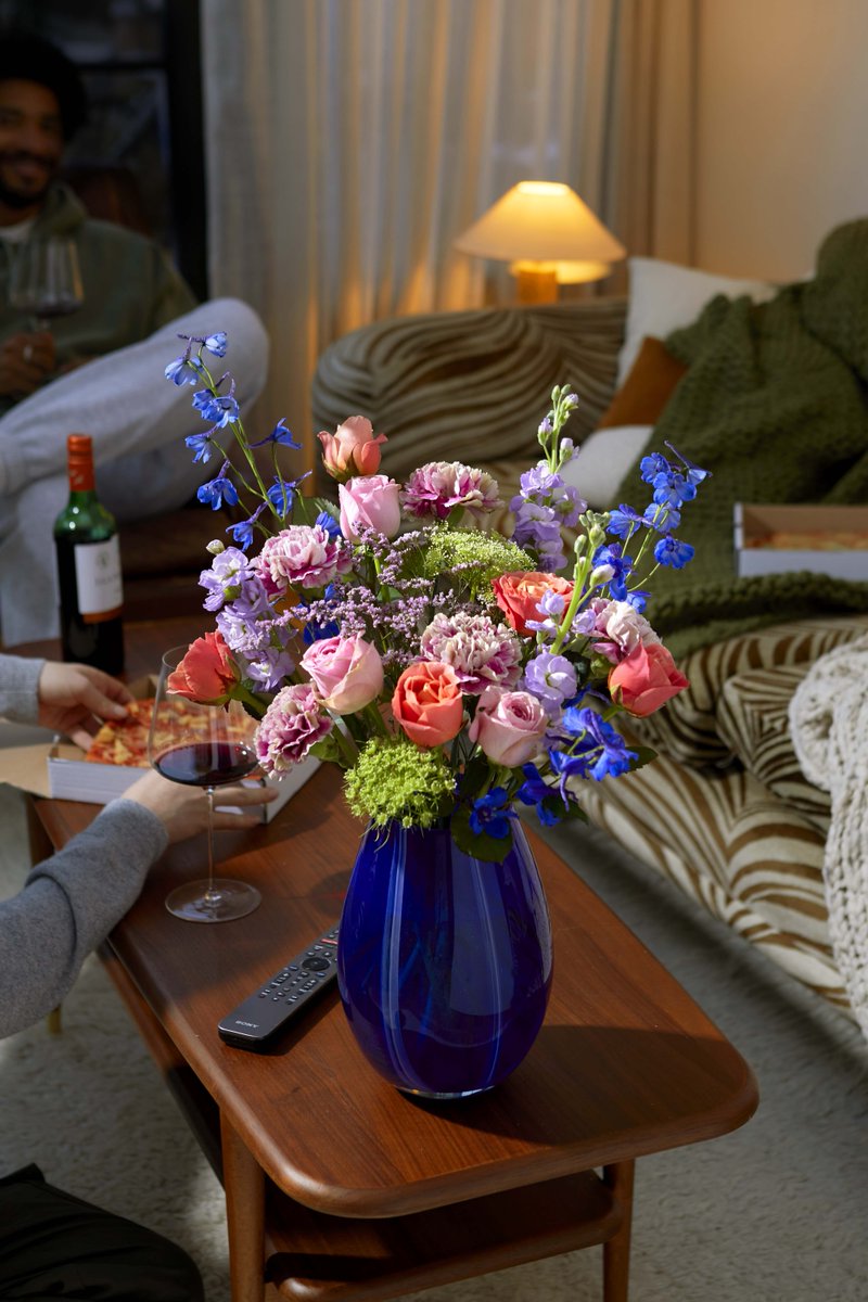 Our Valentine's collection has just launched! Which of these bouquets would you like posted through your letterbox? 
💞 RT for Santiago (left)
🦋 Like for Fola (right)