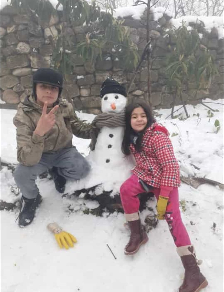 Acil Yardım!! <a href="/AFADBaskanlik/">AFAD</a>
Emek, Şeyhoğlu Cami, 41. Sk. No:4, 31030 Antakya/Hatay Mekan Apartmanı 
Acil yardım gerekiyor emek Mahallesi'nde çöken birçok ev var haber alınamıyor telefonlarına ulaşılamıyor küçük çocuklar var.Acil Yardım❗❗❗❗