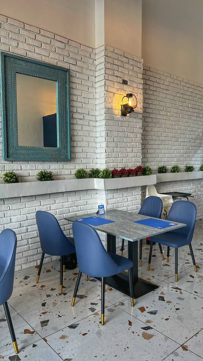 برياني عزيز مشتغلين عالبوكسات السفري الي تكون مناسبة للموظفين او بالمنزل او حتى بالسياره
وفيه 3 احجام
بوكس نفر ب 32
بوكس وسط ب 45
بوكس عائلي ب 75
ولاتنسون السحب على 5 دعوات للمتابعين بشرط عمل ريتويت للتغريده الاولى ولايك ومتابعة حساب المطعم
وهذا موقعهم📍
maps.app.goo.gl/DjvmdVkbzdCwFv…