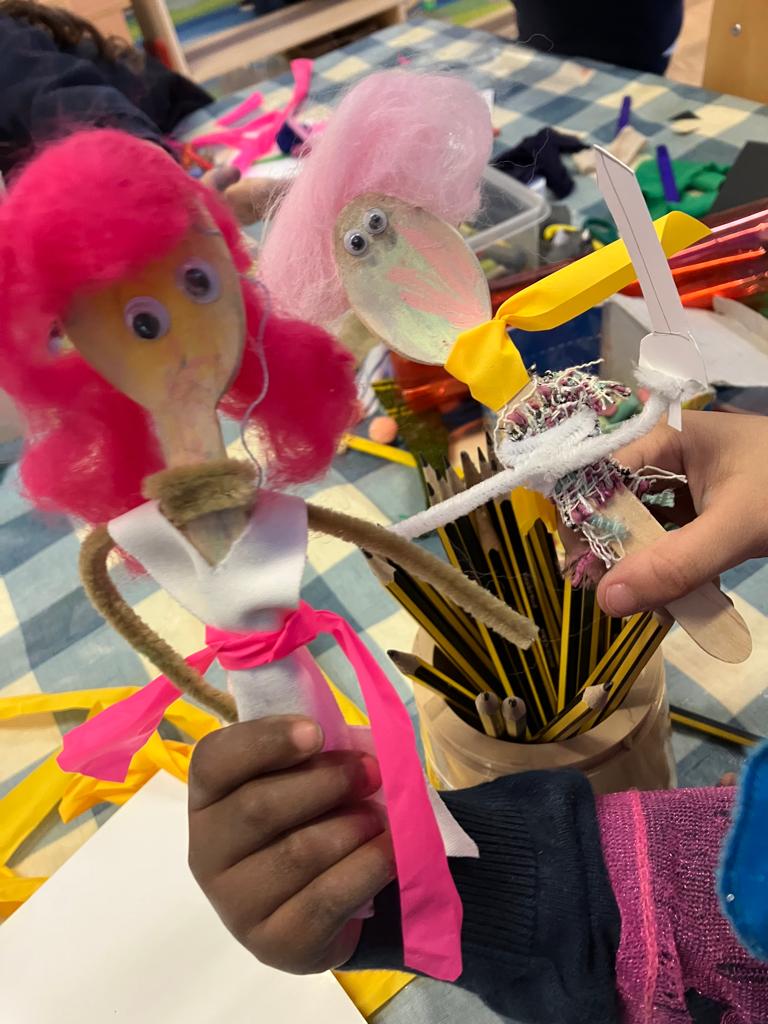 Busy day with @BrecknockSchool #EYFS #nursery #reception exploring Traditional tales with Puppets #outreach #puppets #schoolworkshop #traditonaltales #beaconschool #ogeducation