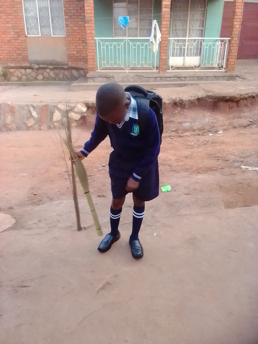MuteGagamel's tweet photo. Back to school, let's follow each other guys. https://t.co/d0e1AXsKC0