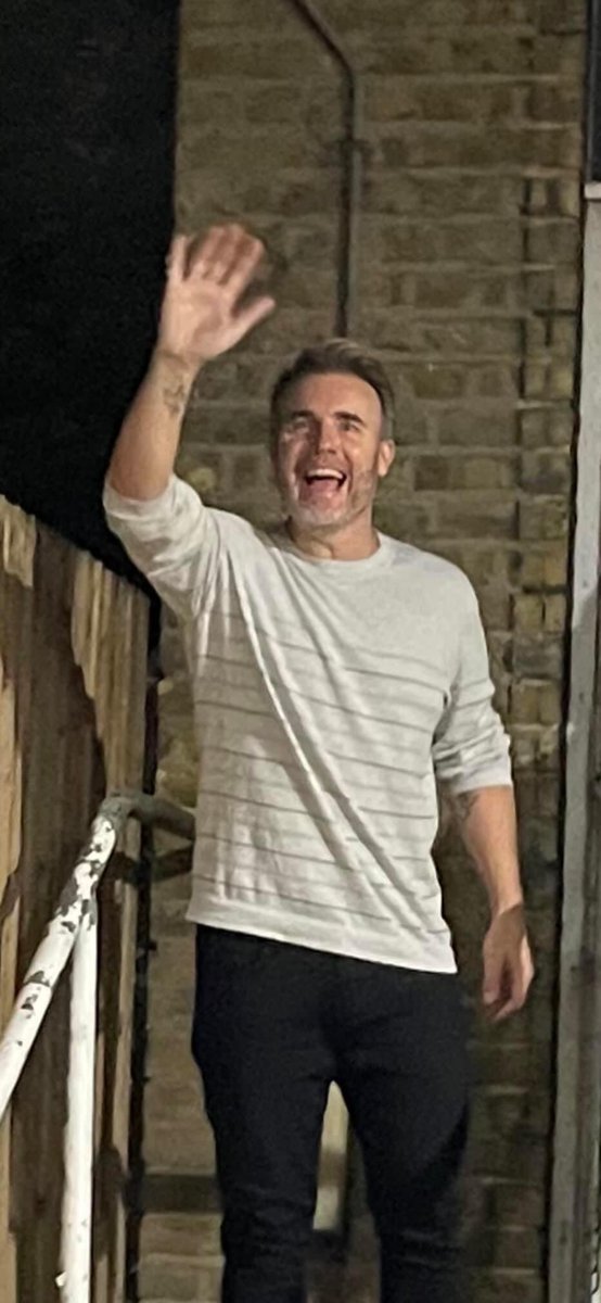 JeanCro95073229's tweet photo. @GaryBarlow Loved your show ❤️ https://t.co/JrqcMQZRvJ