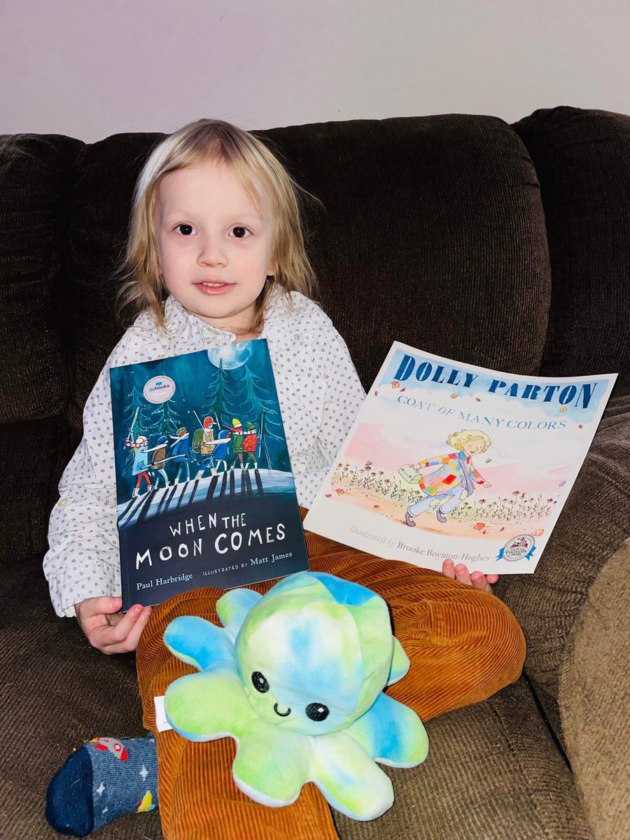 bmc_centre's tweet photo. Getting a brand new book all for yourself in the mail is always an exciting day! Thank you @dollyslibrary @TeamDollyON @DollyParton #ImaginationLibrary #Reading #LiteracyatHome๐ https://t.co/GP5ofxMcdT