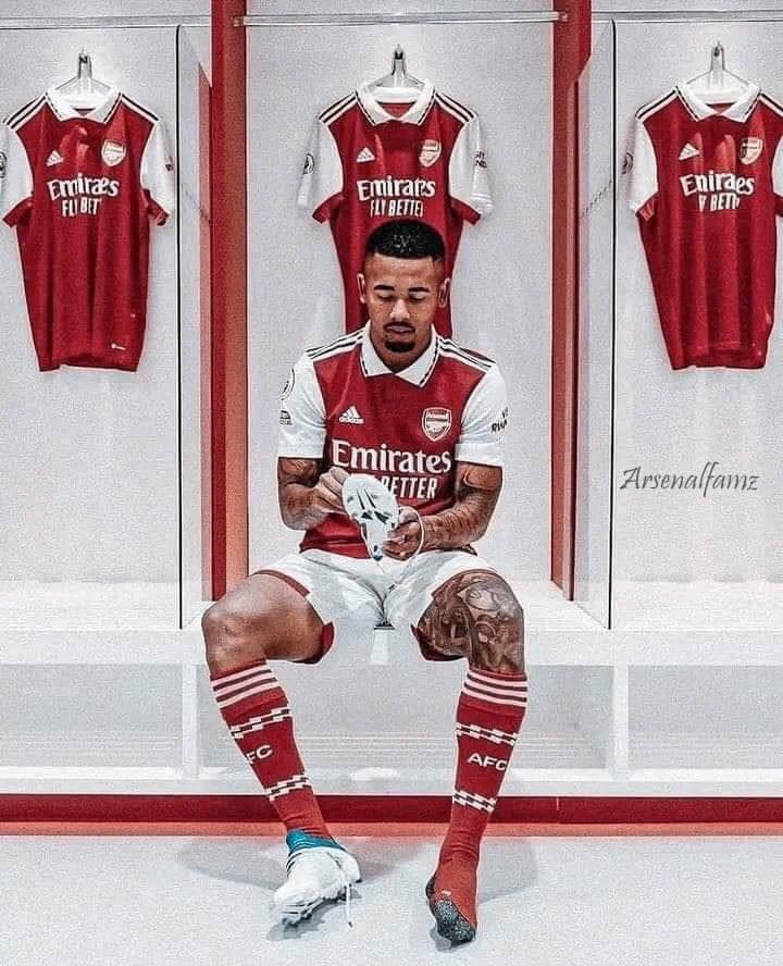 No Arsenal fan will go past Gabriel Jesus without liking & Retweeting. #AFC