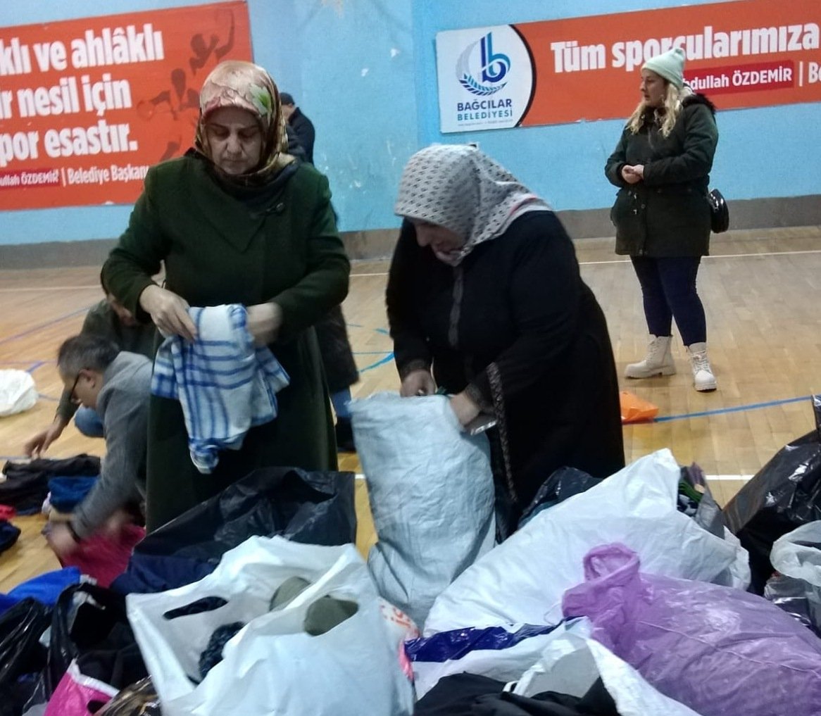 <a href="/osmannnurika/">Osman Nuri Kabaktepe</a> İstanbul, Türkiye için tek yürek!