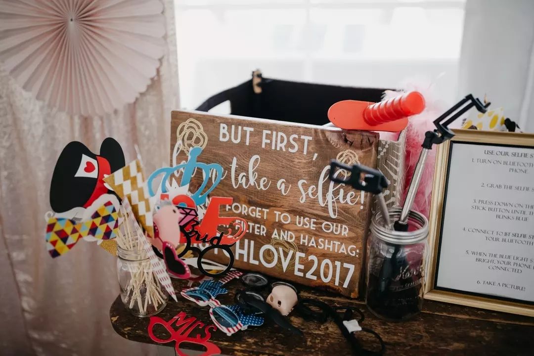 RentMyWedding's tweet photo. 🎭 Ready, set, strike a pose! 🤩 We've got the perfect Photobooth set-up for your next event - guaranteed to add fun and excitement! 🤩 #photooftheday #photoboothlife #partylife 📸 https://t.co/QtM1ZjfJ6M