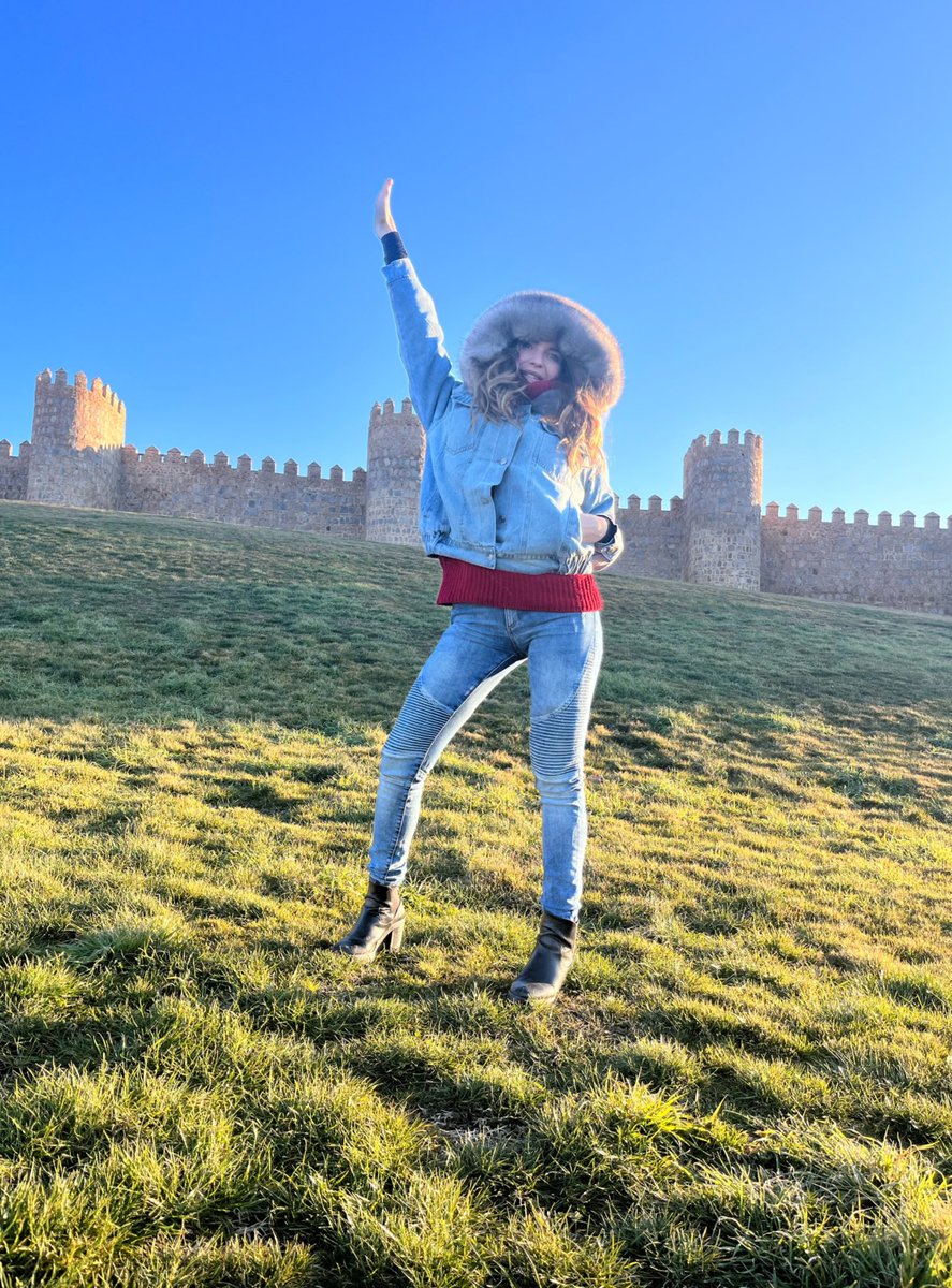 marialimajg's tweet photo. #MissWorld2023 #Avila 💛 https://t.co/cqns3IL6OT