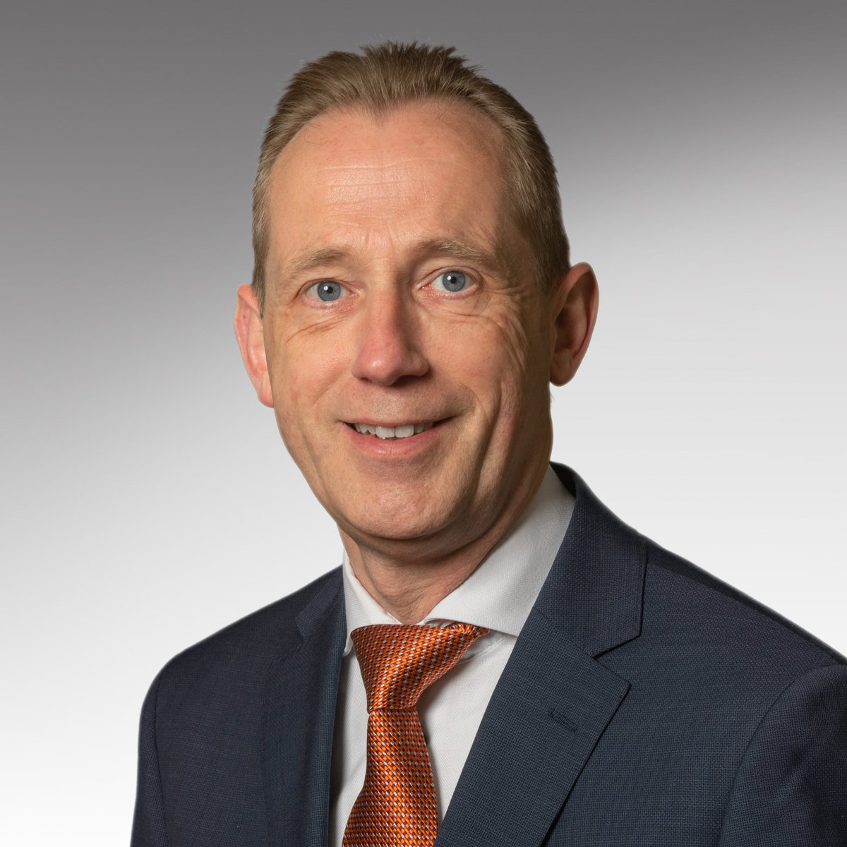 Jan Willem Boersma is vanavond voorgedragen als nieuwe #burgemeester voor #Alblasserdam. Naar verwachting wordt hij op donderdag 30 maart geïnstalleerd. #SamenZijnWeAlblasserdam alblasserdam.nl/nieuws