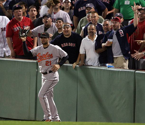 TheBaseballTM's tweet photo. 2007 and 2008 were Nick Markakis' best years offensively. In that span, he hit .303 with 91 doubles, 43 HR, and 199 RBI. Surprisingly, Markakis wouldn't be selected to an All-Star Game until a decade later.
#Markakis #Orioles #MLB https://t.co/foVBYlr9xK