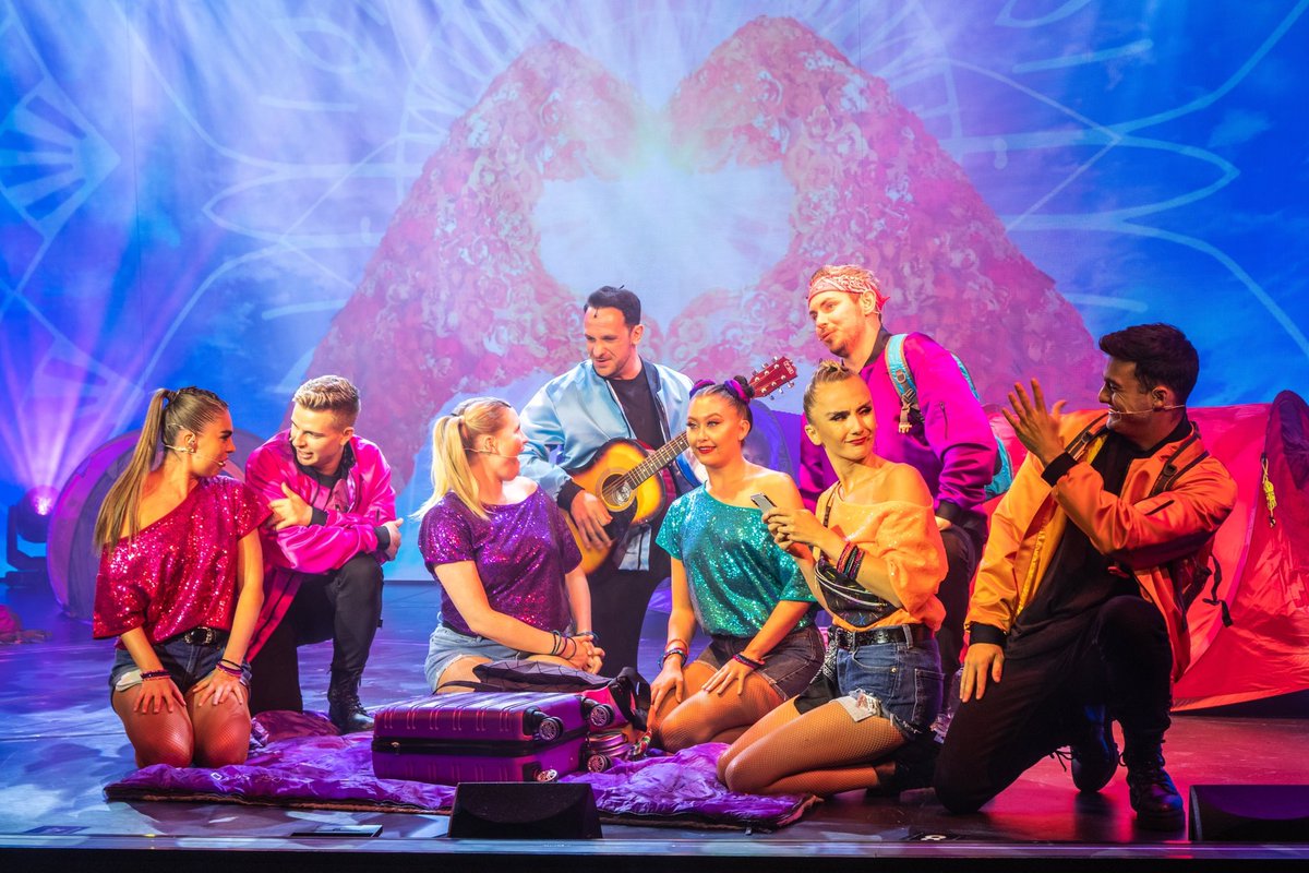 Jonny_Wilkes's tweet photo. Refreshed, revitalised and even more joyful - so proud of @pandocruises cast of Festival on #Arvia which premiered last week. Can’t wait for you all to see it! @carnivalukents https://t.co/2SZ9Kd5h4o