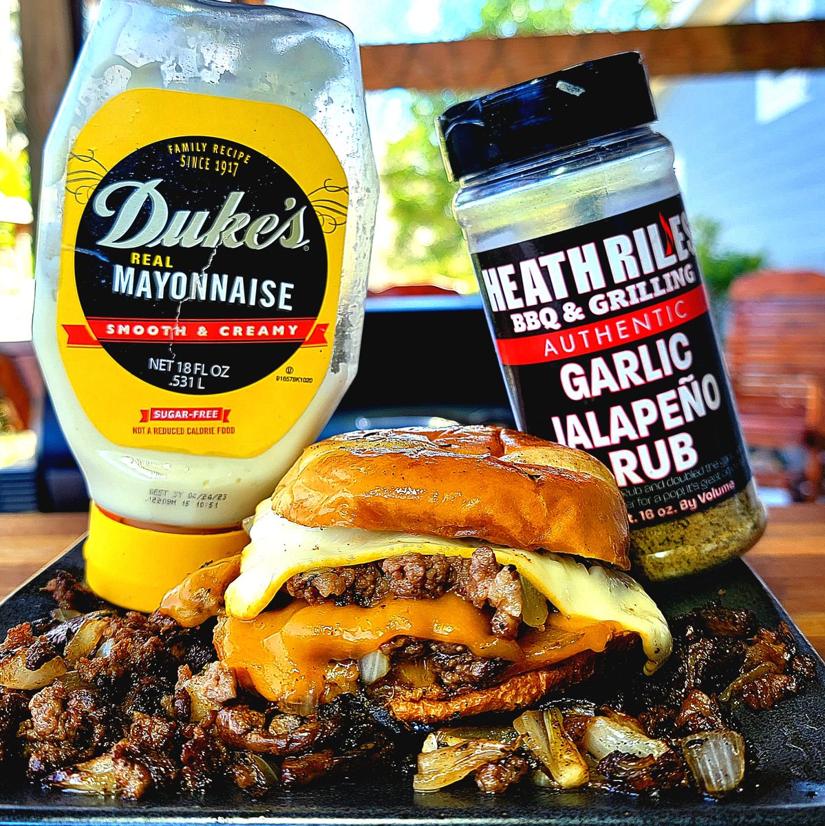 jwhardee's tweet photo. A match made for Heaven #smashburger #heathrilesbbq #elitebbqsmokers #teamrecteq #teamroyaloak2023 #atlantabbqstore #dukesmayonnaise @heathrilesbbq @recteq_official @royaloakcharcoal @atlantabbqstore https://t.co/gflllQYEd9