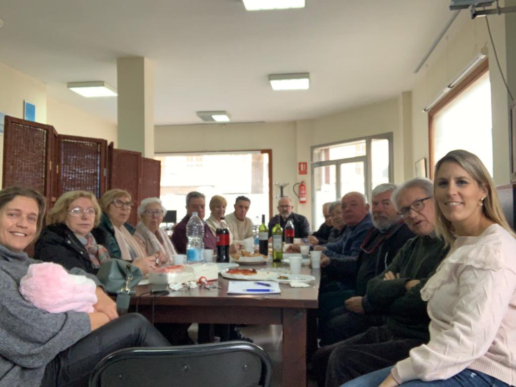 ManacorPp's tweet image. Avui, des del #PartitPopularManacor  ens hem reunit amb una representació de la tercera edat del municipi 👏🏼👏🏼👏🏼

Ha estat una trobada molt profitosa. Gràcies!!

#PartitPopular