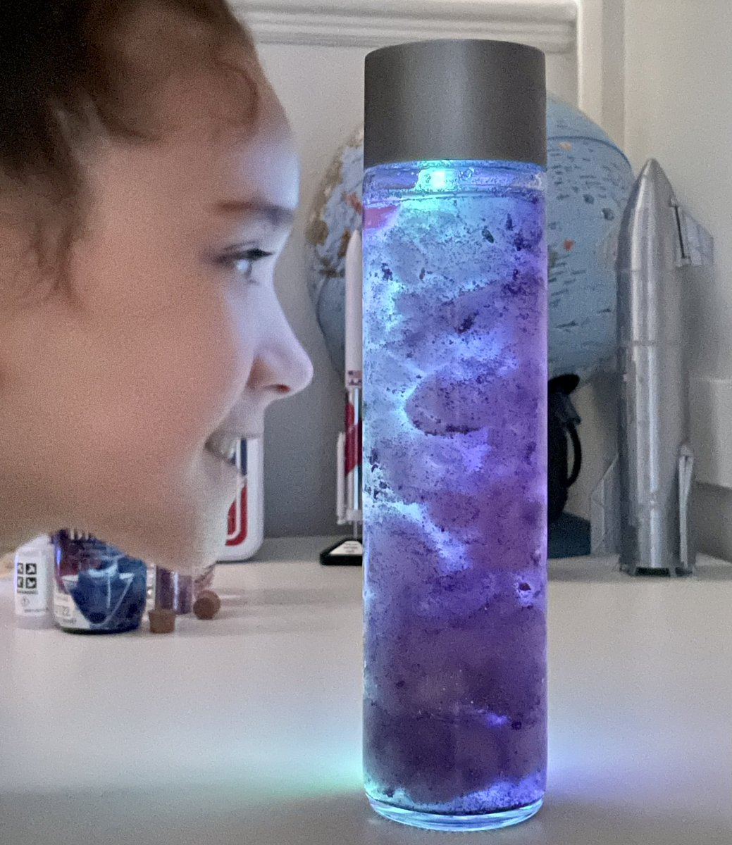 AstroLizsLab's tweet photo. Seems like a good starry night to make light up #JWST inspired jars! 💫✨

#STEMeducation #STEMPowered #AstroLiz https://t.co/1IH5kj9cFY