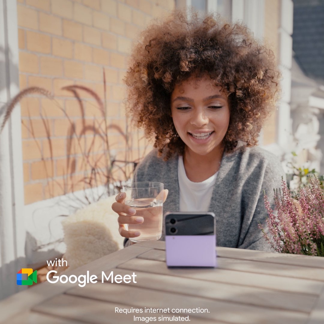 Samsung India on Twitter "Enjoy handsfree video calls with Google Meet on GalaxyZFlip4