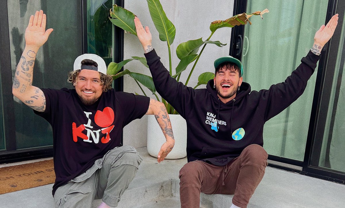 KNJ POP-UP SHOP x NYC <a href="/Shopify/">Shopify</a> ✨

GET TICKETS HERE ~ fanjoy.co/KNJxShopify
SEE U THERE 🗽