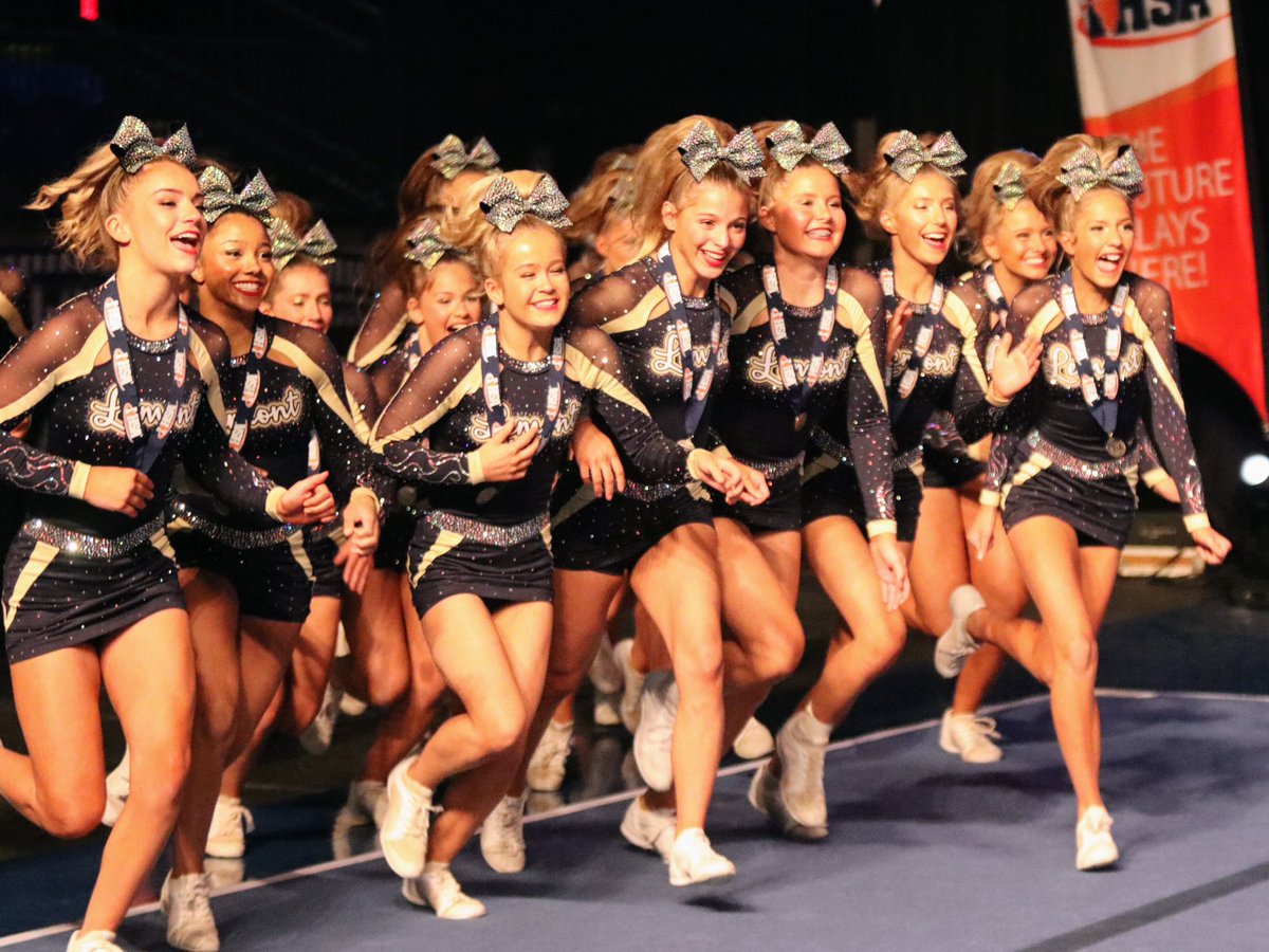 LemontCheer's tweet photo. 2023 IHSA Medium Division State Runner Up 🥈 

So much to be proud of this season! 

Thank you to our families, friends and administration for continuing to support us; as they say it takes a village and ours is top notch ✨

Long live LOLAH 💙💛 https://t.co/0tduast0G3