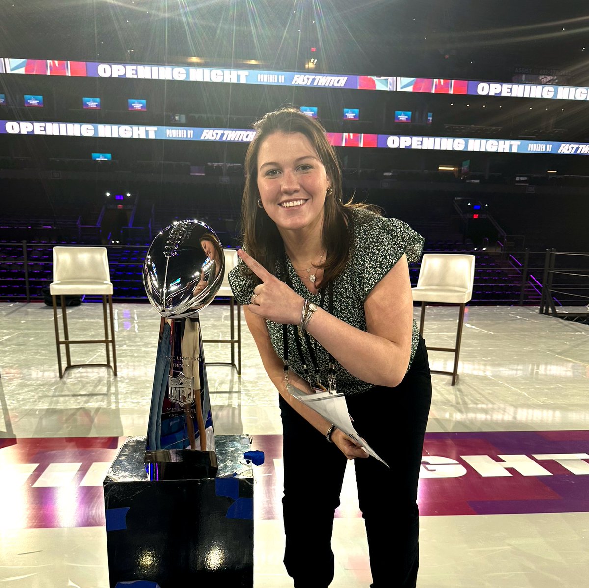 abilitymediagrp's tweet photo. Is that @carlymacmanuss with the Lombardi Trophy? Absolutely. 😎 

Stay tuned this week for all you need to know about Super Bowl LVII.

#AbilityMedia #Quinnipiac #BobcatNation #SuperBowlLVII

ID: Reporter Carly MacManus posing next to the Lombardi Trophy. https://t.co/FDYiFkC8dA