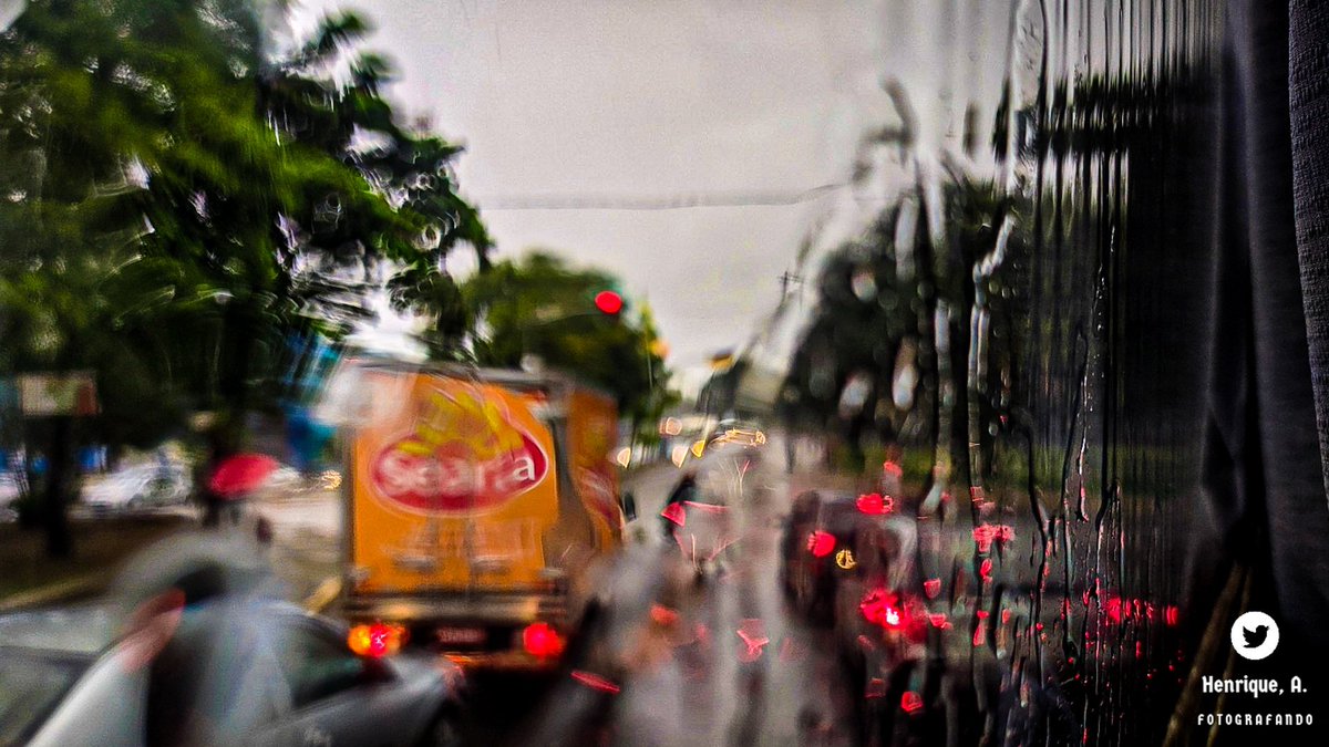 The Rain
.
.

📍Recife - PE.
📸 Alexandre Henrique.
.
.

#alexandree_hr #Diariodepernambuco #G1 #Estadao #chuva #recife #Rain #Raincife #Click #Colors #brightness #nordestemeulindo #bbcbrasil #JornalOGlobo #photography #bokeh #bokeh_obsessed #rawurbanshots #bokehlicius #Photo