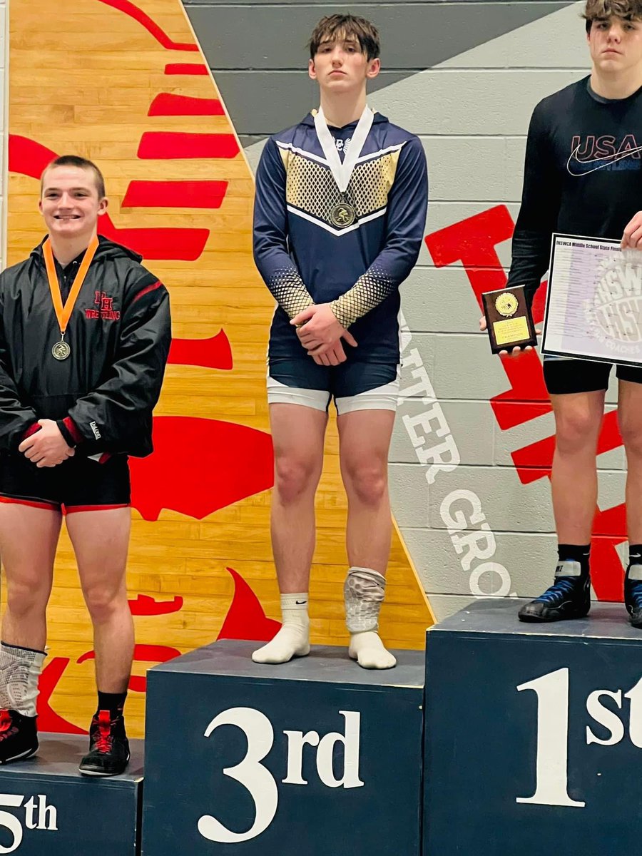 DCHawksWrestlin's tweet photo. Results from 2/5/23 #Hawkstyle @DMSHawks @DCHS_Athletics https://t.co/a8yY6Thi6T
