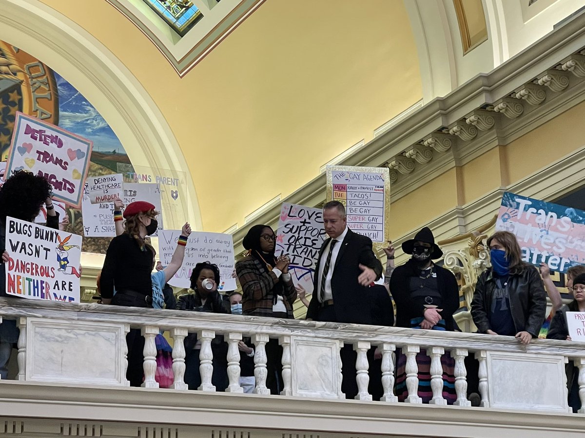 KateleighSuz's tweet photo. This was just moments before they passed along a message from a Capitol official to the crowd “I’m being told that if you don’t want to be removed by a state trooper, you’ll need to remove yourself” https://t.co/rd2dP56jBf