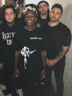 kevseapa's tweet image. Lil Uzi meshing with the metal scene will always put a smile on my face