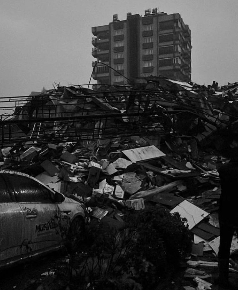 Kahramanmaraş Nurhak ilçesi kullar mahallesi battal gazi caddesi kapı no /1 (Mustafa Delice)enkaz altında olabilir Lüten RT YAPALIM ARKADAŞAR 
KIZI HABER ALAMIYOR 
(+90 546 646 03 47) Hanımefendinin Cep Telefonu #deprem #Kahramanmaras #Turkey #enkazaltındayım  <a href="/gungorburak/"></a>