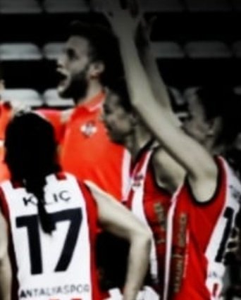 alpozel's tweet photo. 2019-2020 sezonunda Voleybol takımımızda yardımcı antrenör olarak çalışmış Emincan Kocabaş Malatya Temelli caddesi  Kırcuval Otelin enkazının altında... Zaman daralıyor. Hadi be uzun! Senden iyi bir haber gelsin... @07genclik1981 @Antalyaspor https://t.co/kIpW1gJiTy