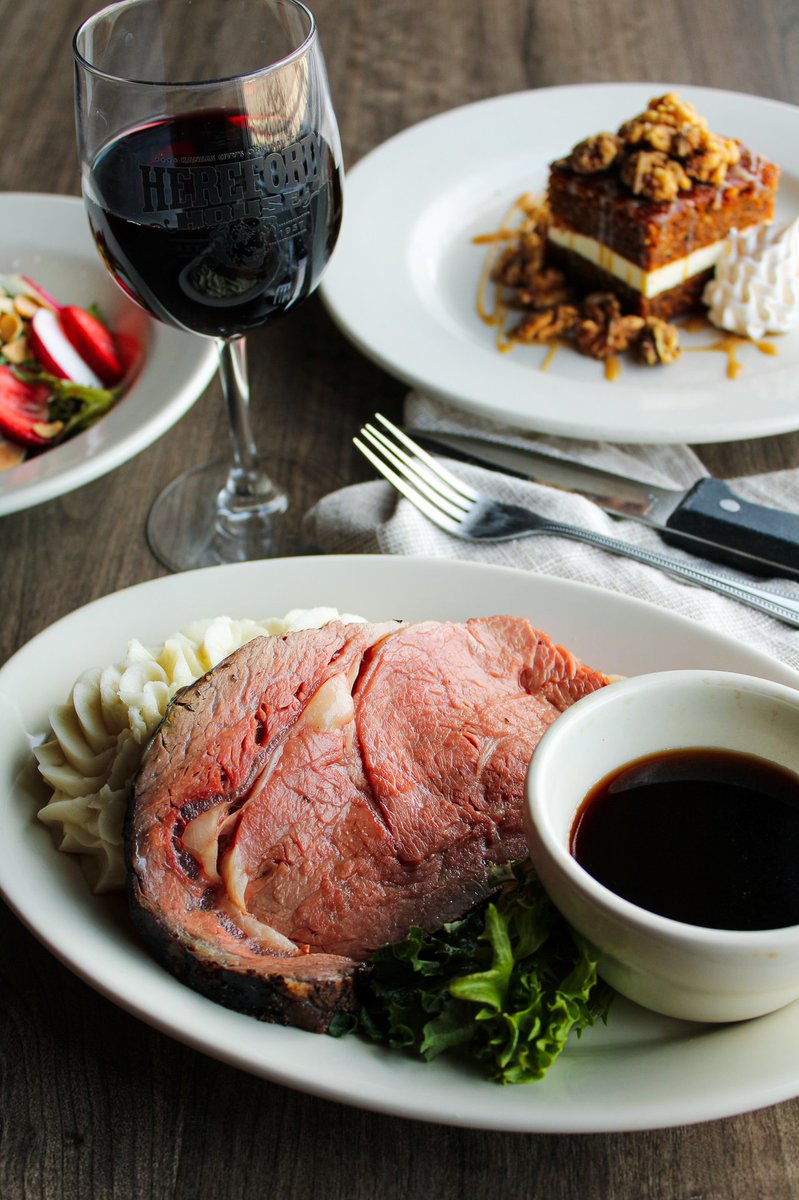 Valentine's Day is right around the corner 💘 Don't wait until the last minute to make plans!

Join us for a delicious Sweetheart Dinner for Two! ONLY $108 for 3-course. 

Reservations NOW available!