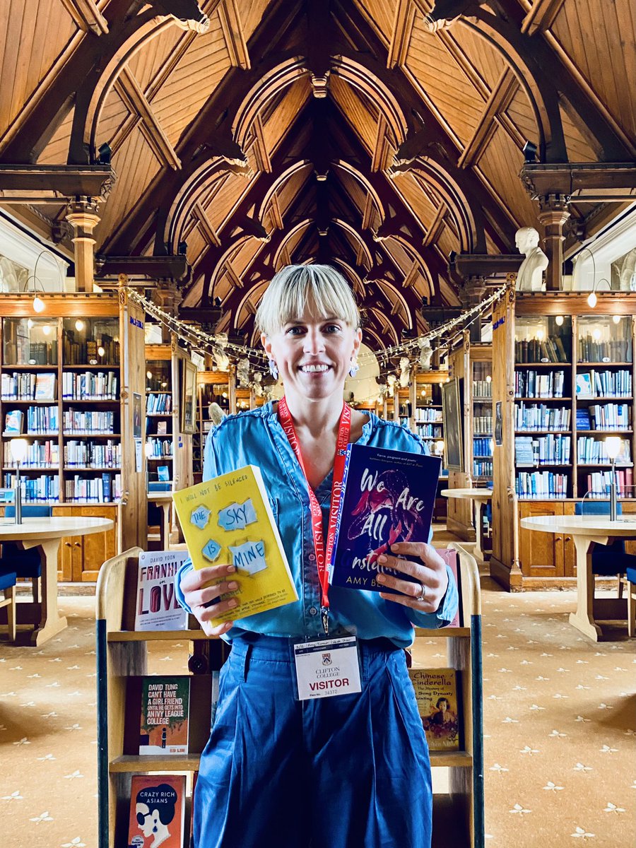 ccpercivallib's tweet photo. ✨We had a fantastic Friday with the brilliant @BeashelWrites who gave a thought-provoking talk on violence against women, a wonderful writing workshop and a special literary Q&A with the creative writers and student librarians✨ #authorvisit #AuthorsOfTwitter #specialguest https://t.co/QPxURm0mll