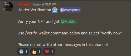 AptosRobI's tweet photo. We launched a bot to get the Holder role

In a few days, a link to our AI base will appear in a special channel for our Holders

Stay tuned! https://t.co/hcBZUlORnT