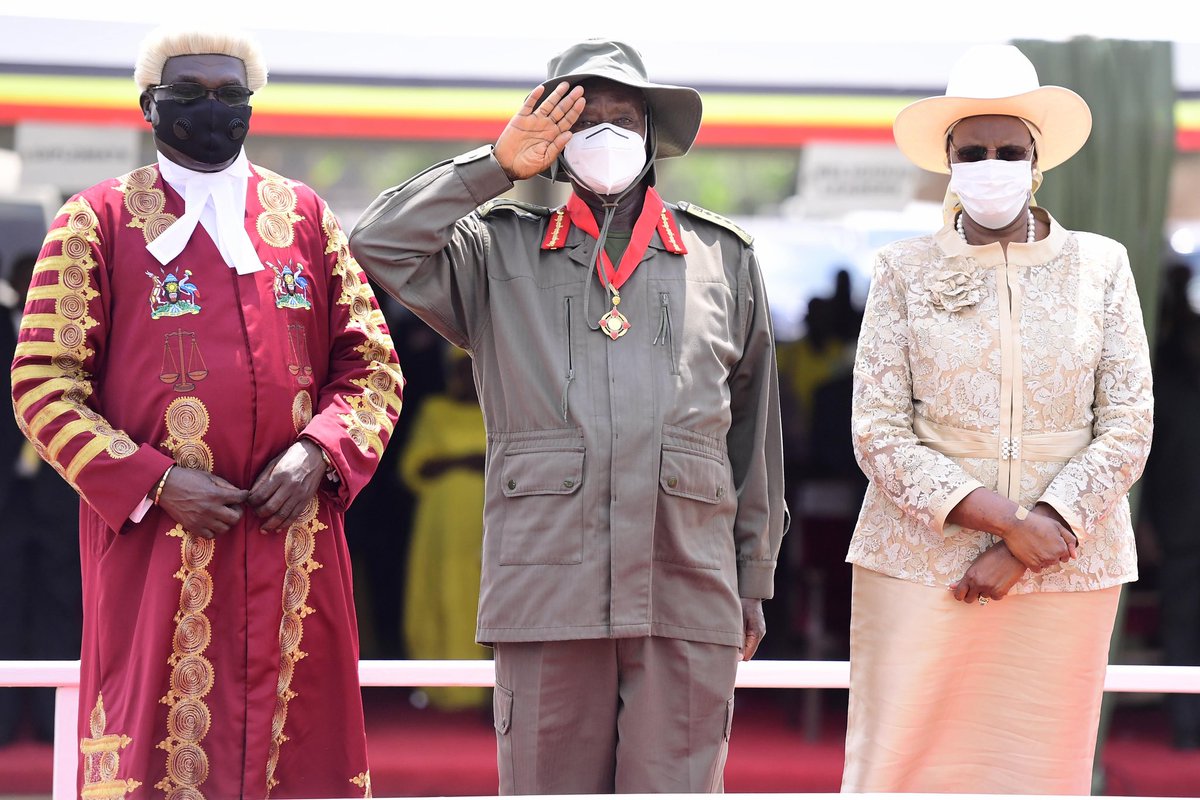 KagutaMuseveni's tweet photo. I Congratulate all Ugandans on the occasion of the 42nd Anniversary of Tarehe Sita. To inform the Bazukulu, the 6th of February, 1981,at 0800 hours (Saa mbili za’asubuhi),is when the 43 of us, but with 27 rifles, attacked the huge garrison of the Kabamba Military Training School. https://t.co/vP5qXjVT9a