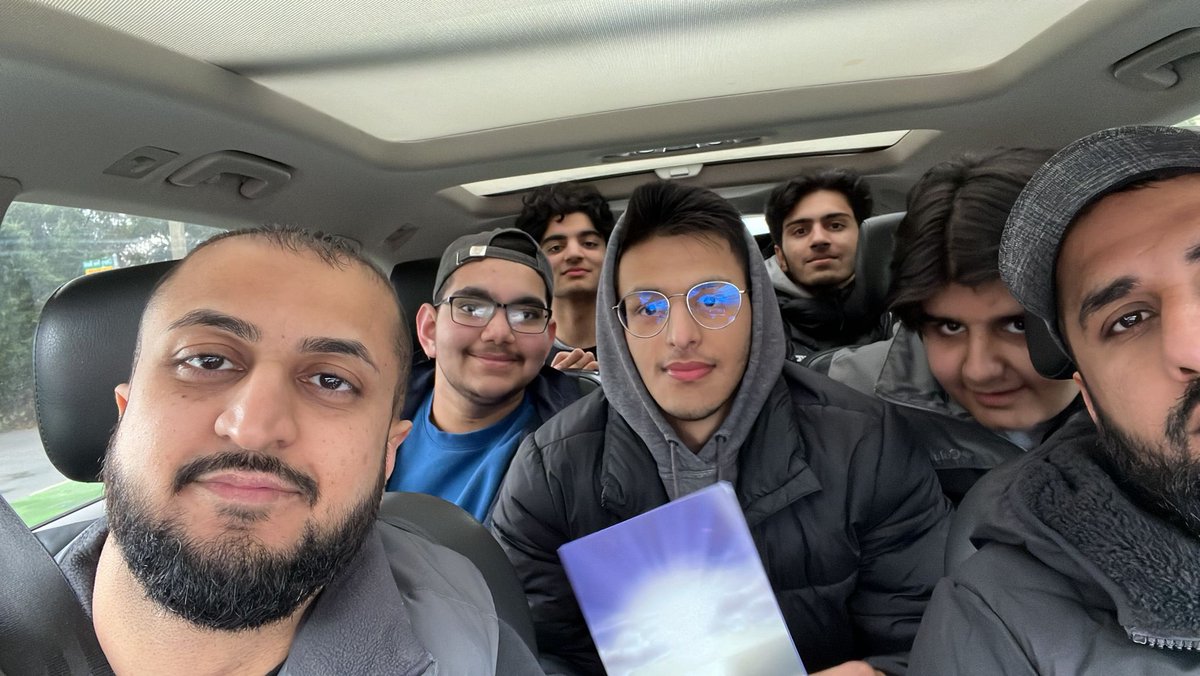 ubhatti23's tweet photo. Due to the rise of #Islamophobia around the world where people have attempted to burn the #HolyQuran, @AMYA_BC traveled to Vancouver Island to spread the peaceful and beautiful teachings of #Islam and have a two way dialogue to remove misunderstandings about #Islam. https://t.co/vB1VL3AUFM