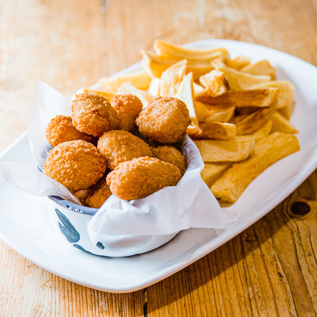 If you're looking for a sign that you should visit your local chippy for dinner, this is it 🤩