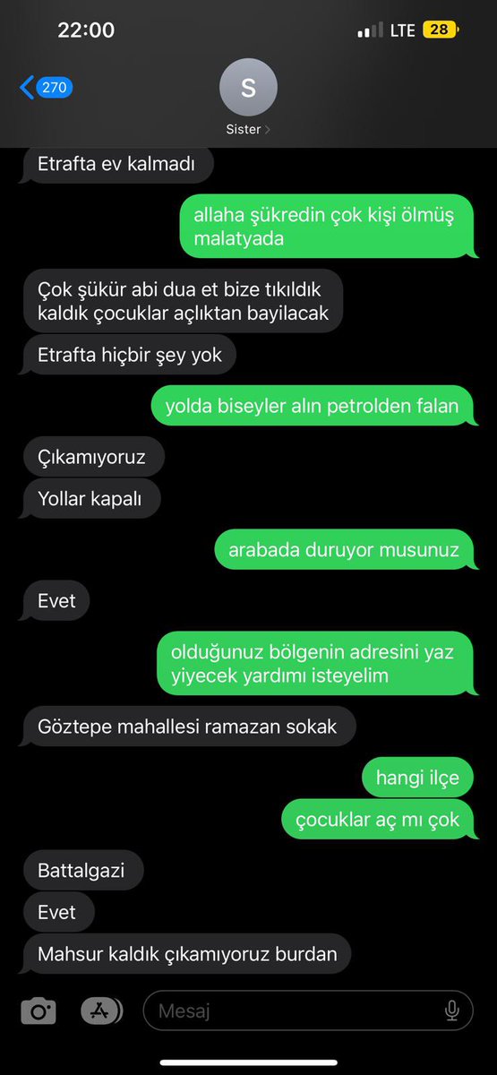 memetgunnes's tweet photo. Arabanın içinde küçük çocuklar var yollar kapalı hiçbir yere gidemiyorlar çocuklar açlıktan bayılmış vaziyette lütfen yardımcı olalım.
Adres: -Göztepe mahallesi ramazan sokak BATTALGAZİ/MALATYA
iletişim no-0541 842 97 40
#deprem #malatya @MalatyaBelTr @TCMalatyaV @malatyaemniyet https://t.co/vk57Jqh0Rf