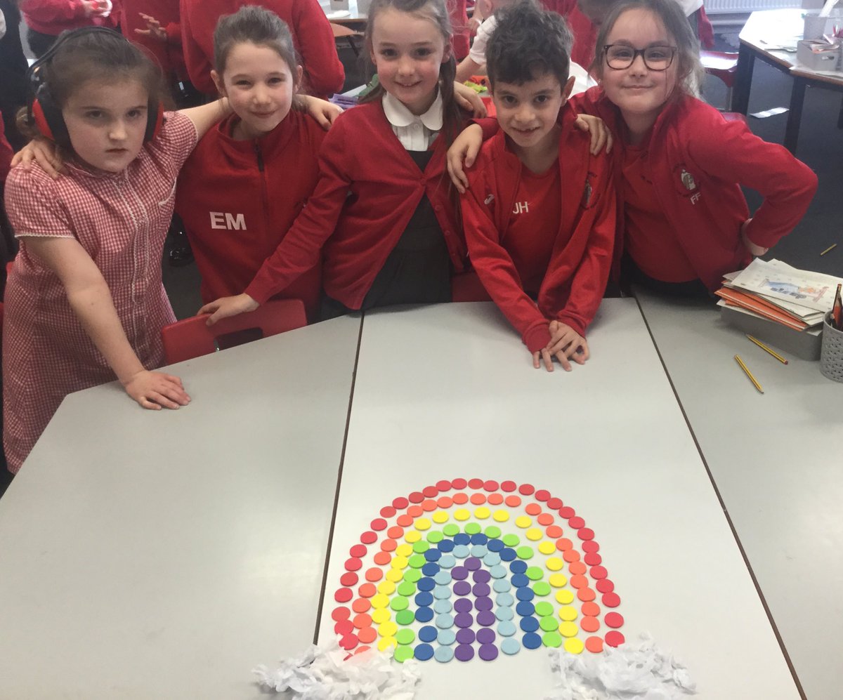 boothstownhf's tweet image. Winners of Taskmasters Day 1 challenge, ‘Make the best rainbow.’ Excited to find out the task for Day 2. 
#CMHWTasking @TaskmasterEdu @Place2Be