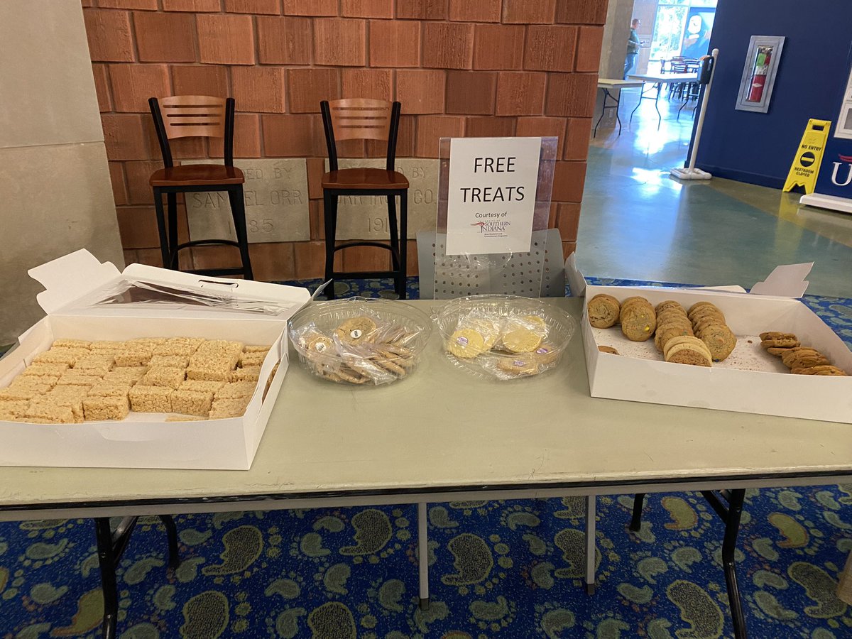 NOW: Free Treats in the Fireside Lounge compliments of New Student and Transitional Programs.