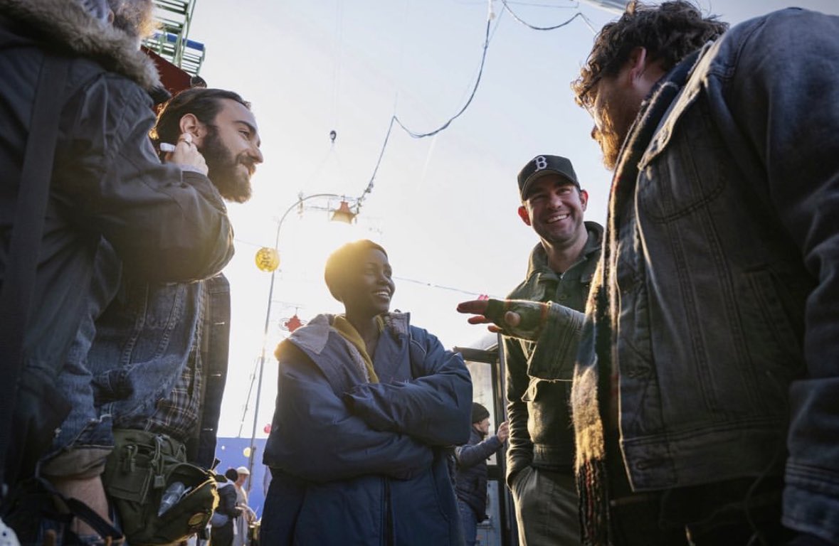 DiscussingFilm's tweet photo. ‘A QUIET PLACE: DAY ONE’ has begun filming.

The cast includes Lupita Nyong’o, Joseph Quinn and Alex Wolff. https://t.co/fjQEwpCcQQ