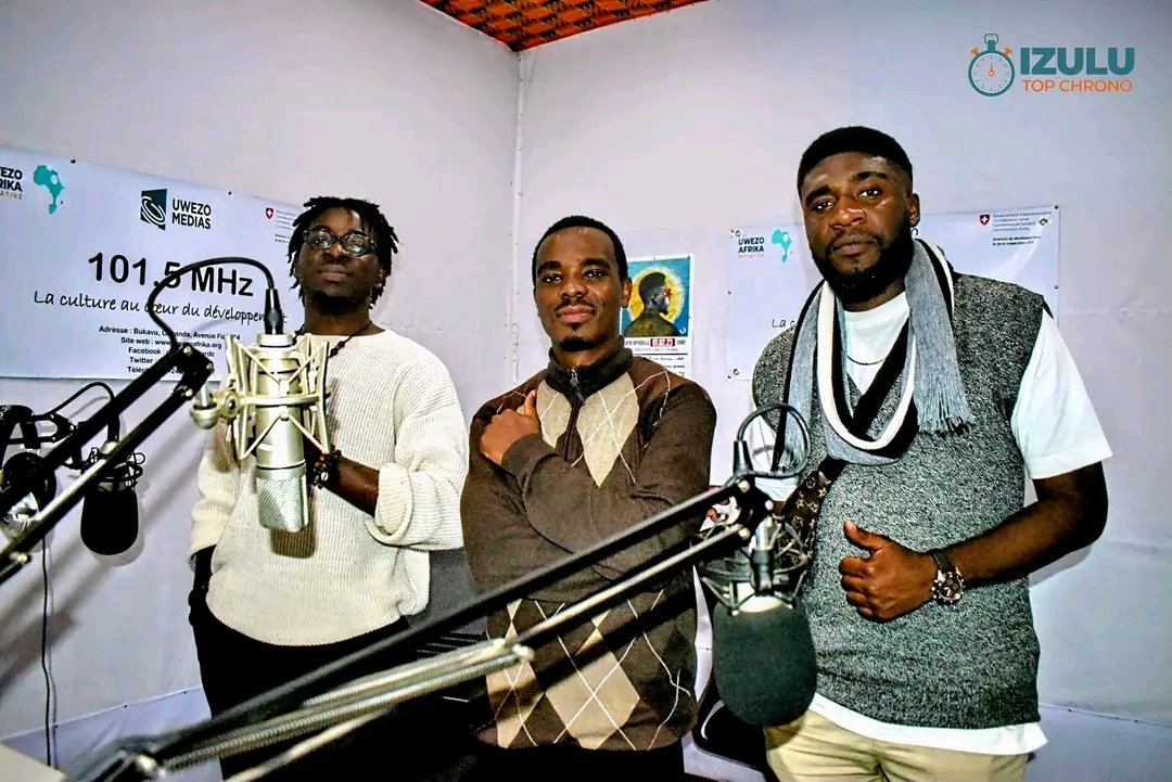 MushagalusaMun1's tweet photo. Great time spent alongside @jean_luc_rama and @bazir_say on the show IZULU TOP CHRONO as part of the #yowe media tour, see you on Saturday at Radio SVEIN 🥳🥳✨✨

Watch the full show here https://t.co/CN9UzCgMir https://t.co/Z2xuynEheK