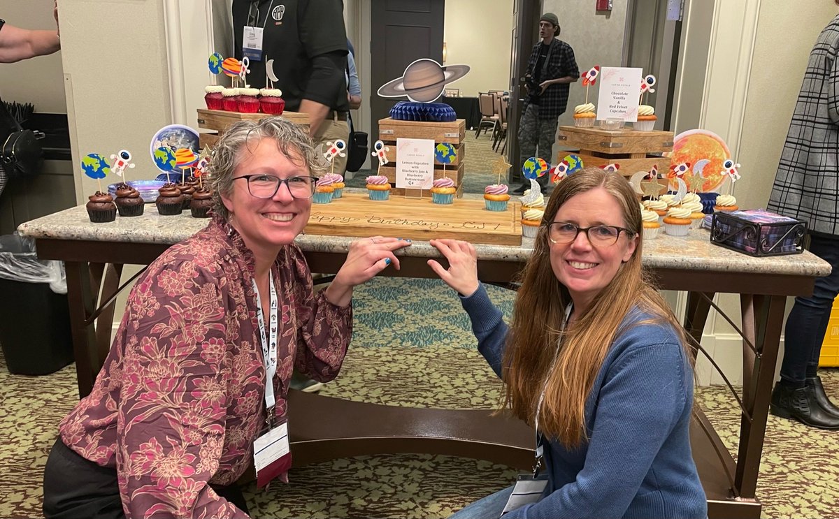 insight2execution (i2e) tweet media