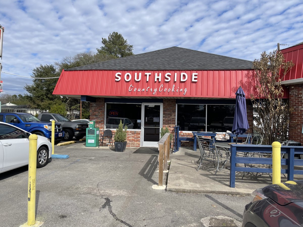 elisepartin's tweet image. When is the last time you&apos;ve been to George&apos;s Southside? Stop by soon and get your country-style breakfast fix for the week! 
#CayceSC #TimeForLife