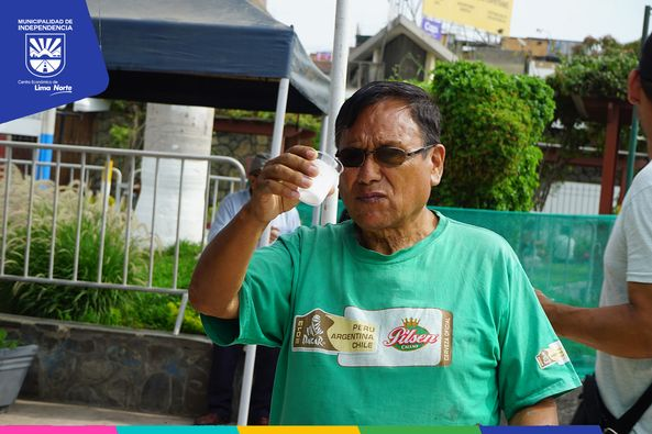 ¡Qué viva el Pisco Sour! 🍹🥳 Junto a más de 300 vecinos celebramos este primer sábado de febrero, el día de nuestro Patrimonio Cultural de la Nación y el cóctel peruano más solicitado en el mundo, nuestro #PiscoSour. 🇵🇪🍹☑✅