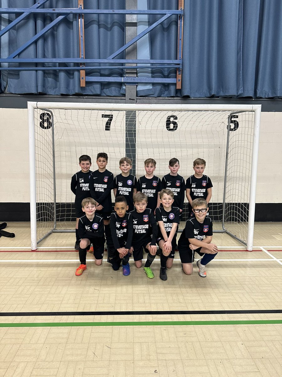 StevenageFutsal's tweet photo. A very good evenings work, thanks for coming over @StevenageYouth 💥 https://t.co/6ohsZnHeIs