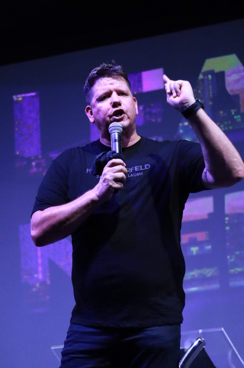 Dioneportucol's tweet photo. A brilliant first leaders meeting of the year of supernatural acceleration! “Your purpose must be bigger than your excuses!” Pastor @glennschroder 

#WinTheLostAtAnyCost 
#buildingonechurchinmanylocations 
#Supernatural #Acceleration 
#crc #durban #ballito #pmb https://t.co/JkJGb1Ax9K